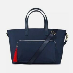 Estee Lauder Weekender Travel Bag